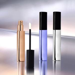 Tubos de Brillo Labial Personalizados con Forma de Corazón, Tubos Redondos para Brillo Labial, Tubos Vacíos para Brillo Labial Dorado - Product Image 1