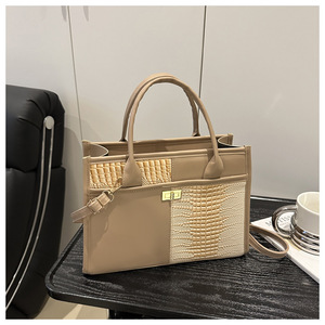 THK0493 Wholesale Fashion Ladies Bags Hot Selling Elegance Female Trendy <b>Purse</b> Bags Luxury Women's Handbags - Product Image 5