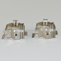 Pièces de véhicule MODEL-127 Autres accessoires d'éclairage automobile Ampoule de phare LED H1 Adaptateur de conversion de lampe Support de base Clips de douille