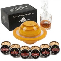 SATURIX Kit Fumeur Électrique pour Whisky et Cocktails, Sans Flamme, USB-C Intégré, Prêt à Offrir pour Bar à Domicile, 6 Saveurs de Copeaux de Bois, en Plastique