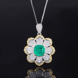 Fashion Jewelry Eco-friendly Copper 10*10MM Green Zirconia Flower Design Gold Plated Wedding Engagement Necklace Earrings Set - Product Image 4