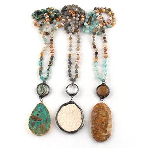 Collar de Piedras Naturales de 6mm y 8mm con Nudo, Collar con Colgante de Piedra Preciosa Grande Irregular, Joyería Personalizada para Mujer - Product Image 1