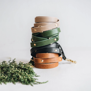 Correa ajustable de cuero para perros, correa de cuerda para perros con manos libres, accesorio de boda personalizado para mascotas - Product Image 5