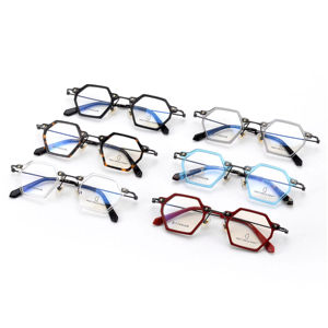 Benyi <span class=keywords><strong>Meilleures</strong></span> ventes Approvisionnement d'usine Montures de lunettes optiques en titane pur Vente en gros Montures de lunettes en stock - Product Image 2