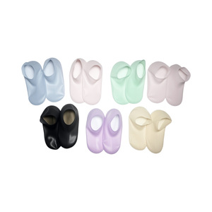 Chaussettes en gel de silicone hydratantes pour pieds secs et gercés, nourrissantes pour la peau, lubrifiantes, soin des pieds, chaussettes de massage - Product Image 1