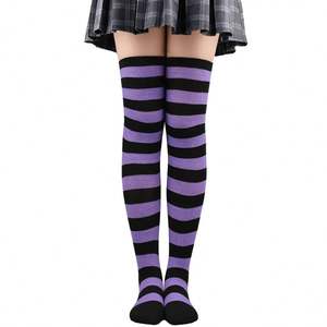 Chaussettes de Noël I-0094, chaussettes rayées jusqu'aux cuisses, bas pour femmes, bas japonais, chaussettes de fête d'Halloween - Product Image 2