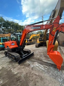 La excavadora de segunda mano Doosan dx55 está en buen estado y tiene certificación CE. La miniexcavadora está a la venta - Product Image 4