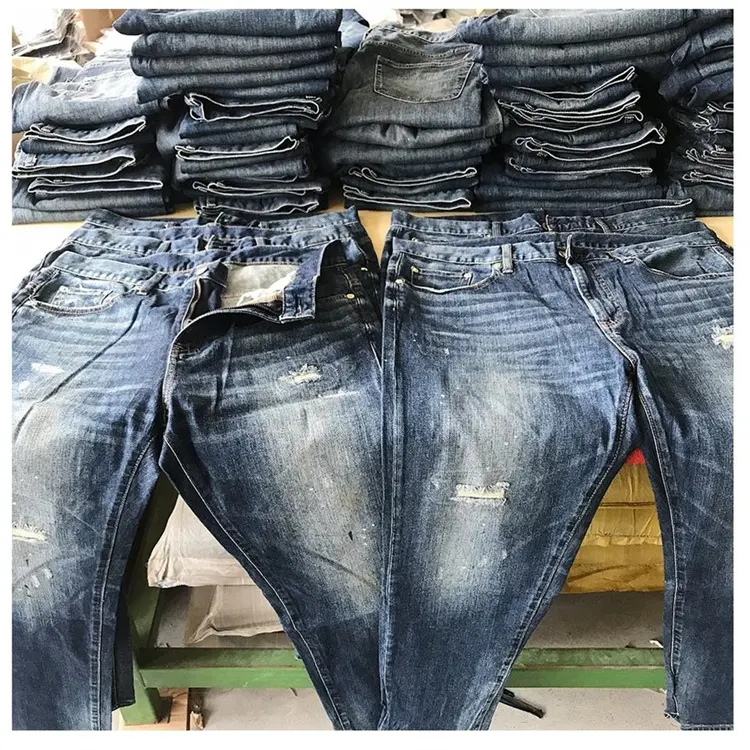 بنطلون جينز رجالي ممزق بسعر الجملة من ستوكلوت تصميم عصري جاهز بسعر مخفض جينز جديد