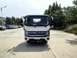 Nouveau camion léger diesel KAMA 4x2 à châssis simple, cuve de chargement, capacité de charge de 1 à 10 tonnes, norme d'émission Euro 6, boîte manuelle, caméra arrière - Product Image 1