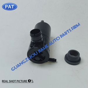 85330-02080 <span class=keywords><strong>bomba</strong></span> <span class=keywords><strong>de</strong></span> lavado <span class=keywords><strong>de</strong></span> parabrisas delantero <span class=keywords><strong>de</strong></span> Motor automático para Toyota Corolla 2019 8533002080 <span class=keywords><strong>bomba</strong></span> <span class=keywords><strong>de</strong></span> lavado <span class=keywords><strong>de</strong></span> coches - Product Image 3