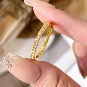 Anillo de Eternidad Chapado en Oro de 18K con Circonita Cúbica, Anillo de Boda Clásico con Micropavé para Mujer, Joyería de Moda Diaria - Product Image 5