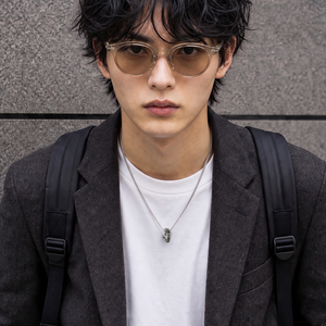 Colar Masculino Premium com Design de Anéis Entrelaçados, Detalhes Vintage Gravados, Acentos Pretos com Efeito de Gotejamento de Óleo e Pingente de Dois Círculos - Product Image 2