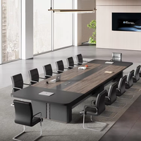 Grande table de conférence moderne simple avec combinaison de chaises bureau en bois pour la négociation pour la salle