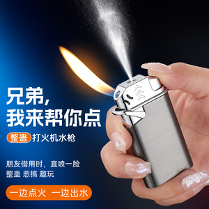 Encendedor de broma con forma de pistola de agua, con llama y chorro, para bromas y regalos - Product Image 2