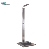 Colonne de douche extérieure en acier inoxydable en gros avec tapis de bain plage jardin piscine pluie douche extérieure