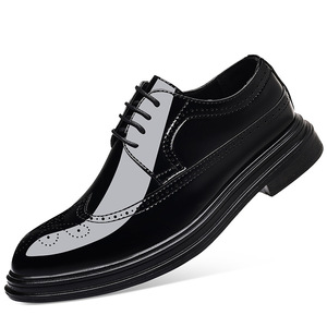 Cómodos Zapatos de vestir formales para hombre de cuero negro 38-48 tamaño tenis Iglesia uso ligero puntiagudo hecho India negro PU - Product Image 1