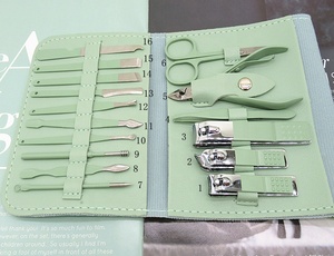 <span class=keywords><strong>Set</strong></span> Manicure <span class=keywords><strong>Professionale</strong></span> di Alta Qualità in Acciaio Inox con Etichetta Privata, Kit 4/12/16 Pezzi con Tronchesine e Accessori per Nail Art - Product Image 6