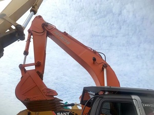 Excavadora Usada Hitachi ZX200-ZX135 Zaxis 210 - Product Image 6