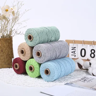 4ply 4 Mét Lưu Động Sợi Cầu Vồng Màu Tay Đan Sợi Bán Buôn Fancy Bông Sợi Để Dệt Tấm Thảm Trang Trí