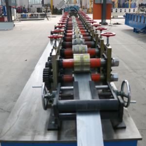 <span class=keywords><strong>Machine</strong></span> de fabrication de profilés en acier en <span class=keywords><strong>U</strong></span> entièrement automatique pour cloisons - Product Image 5