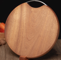 Hotselling ronde snijplank van massief hout met metalen handvat voor het voorbereiden van groenten, vlees, fruit en voedsel in de keuken
