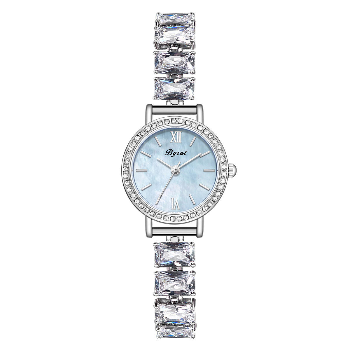 Coque argentée, surface de coque bleu clair, ceinture argentée