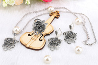 Parure de bijoux en strass noir cristal en forme de rose pour femme, collier, bague et boucles d'oreilles de luxe vintage, cadeau créatif