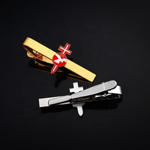 Fermacravatta da uomo con logo in argento dorato personalizzato - Product Image 6