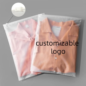 Bolsas de Plástico con Cierre Ziplock Personalizadas, Impresas con Logotipo de Fábrica, Reciclables, CPE Mate Esmerilado, para Empaque de Ropa - Product Image 1