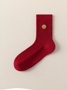 Calzini da Donna in Cotone a Doppio Cilindro con Ricamo Rosso, Calzini alla Moda Personalizzati con Cuore per Donna, Vendita all'Ingrosso - Product Image 4
