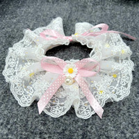 Mignon chat chien en dentelle Bandana marguerite noeud papillon bavoir écharpe avec perle accessoires pour animaux de compagnie