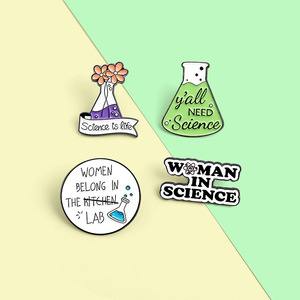 Broche de chemise sur le thème des expériences de chimie de dessins animés, Badges et épingles de sac à dos « LA SCIENCE EST LA VIE », Bijoux de mode pour hommes et femmes, Cadeaux pour enfants - Product Image 4