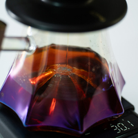 Carafe à café en verre céramique dégradé Volcano avec poignée anti-brûlure en noyer – Écologique, moderne, luxueuse et professionnelle