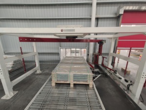 Machine de tensionnement automatique à commande PLC pour le regroupement de verre plat, haute précision, pour la mise en bande de verre solaire - Product Image 3