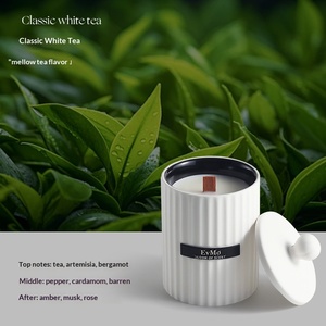 Bougie parfumée en cire de soja avec mèche en bois et boîte cadeau en céramique, longue durée, décoration d'intérieur, cadeau de mariage ou d'anniversaire - Product Image 5