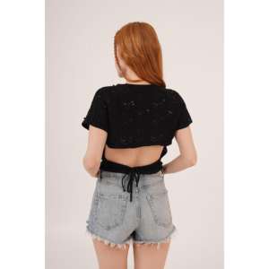 เสื้อกล้ามผู้หญิงแบบถักสีดำพร้อมดีเทลสายรัดด้านหลัง - Product Image 3