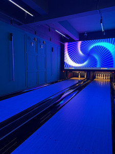 इनडोर हॉल गेम हॉट सेलिंग बॉल सेट वयस्क गेंदबाजी मशीन कम कीमत गेंदबाजी उपकरण - Product Image 6