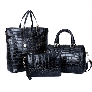Conjunto de Bolsos de Mano de PU para Mujer, Color Sólido, Resistentes al Agua, Portátiles, 3 Piezas, Cierre de Cremallera, Diseño Superior, para Todas las Temporadas - Product Image 3