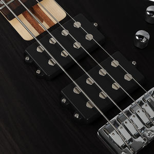 Bajo Eléctrico Bullfighter DB-4/5 NA <span class=keywords><strong>de</strong></span> 4/5 Cuerdas con Pastillas Activas, Cuerpo Sólido <span class=keywords><strong>de</strong></span> Alta Calidad, Mástil <span class=keywords><strong>de</strong></span> Arce y Diapasón <span class=keywords><strong>de</strong></span> Palisandro - Product Image 5