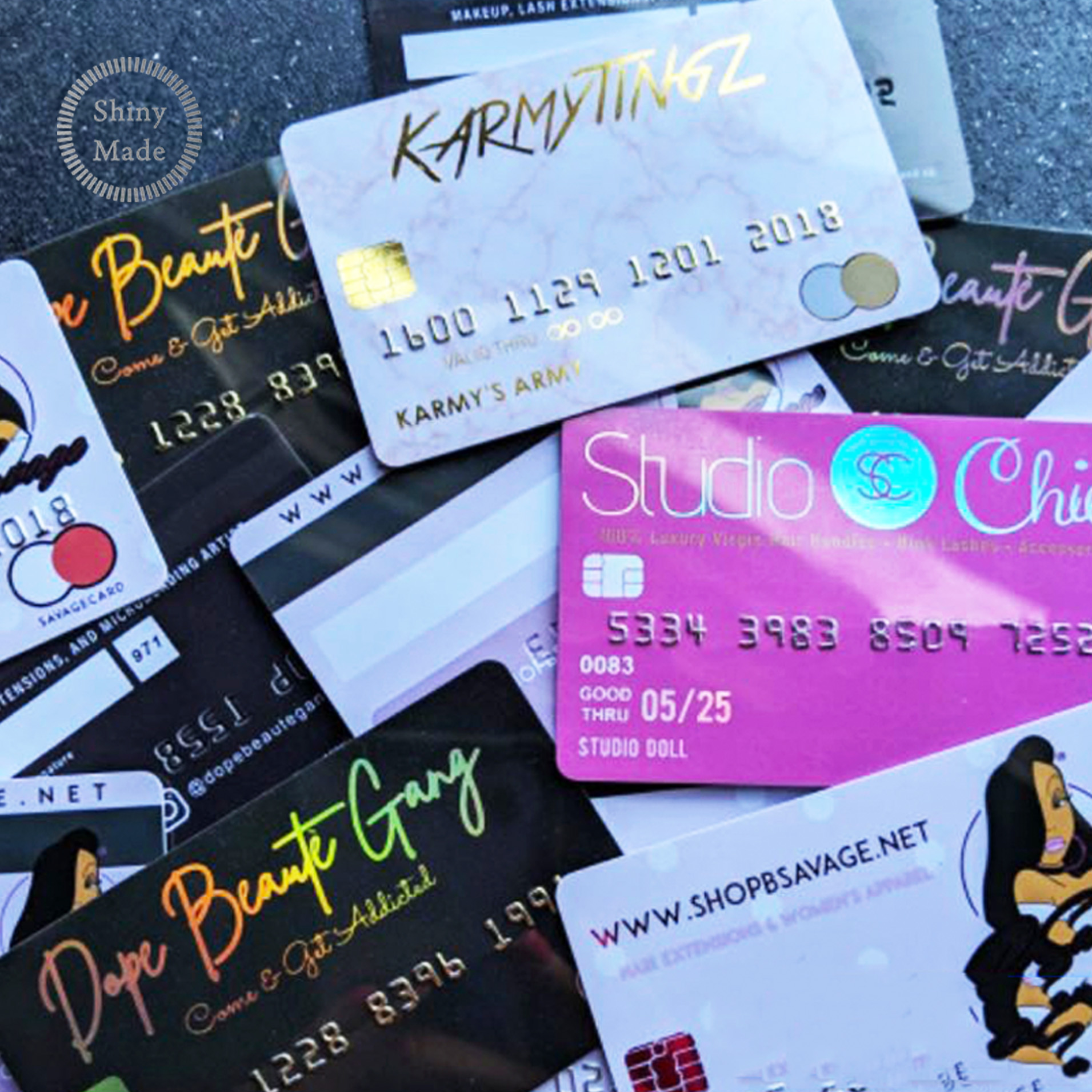 Печать на заказ высекальная футболка в форме визитных карточек