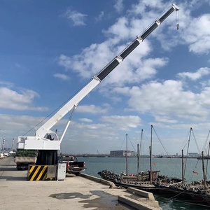 رافعة بحرية تلسكوبية بحمولة 20 طن ذات ذراع طويلة هيدروليكية للرفع على سطح السفينة - Product Image 1