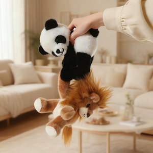 Peluche de <span class=keywords><strong>Panda</strong></span> Rojo Magnético OEM/ODM - Colores y Diseños Personalizables, <span class=keywords><strong>Panda</strong></span> Rojo de Peluche Personalizado con Imán para Regalos - Product Image 4