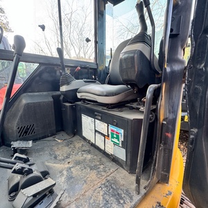 Mini-excavatrice Komatsu PC35 d'occasion, presque neuve, faible nombre d'heures de fonctionnement, économique, pour usage agricole et domestique, 3 tonnes - Product Image 6