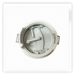 Bocchetta di Ventilazione Universale Rotonda per Auto, Autobus, Camion e Camper, Flusso d'Aria Regolabile con Clip Metalliche - Product Image 4