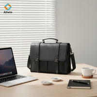Sac messager vintage personnalisé fait main en cuir véritable avec bandoulière, doublure en polyester et fermeture à rabat pour homme