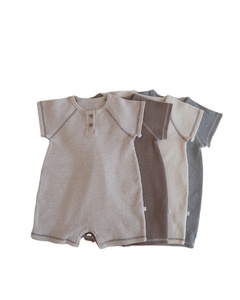 ชุดรอมเปอร์เด็กแรกเกิด Peekaboo BABY ยูนิเซ็กซ์ ผ้าฝ้าย 98% ผ้าสแปนเด็กซ์ 2% ผลิตในเกาหลี ODM ถ่ายภาพครบ 50 วัน ฉลองครบ 100 วัน 6 เดือน ป้องกันรอยยับ - Product Image 1