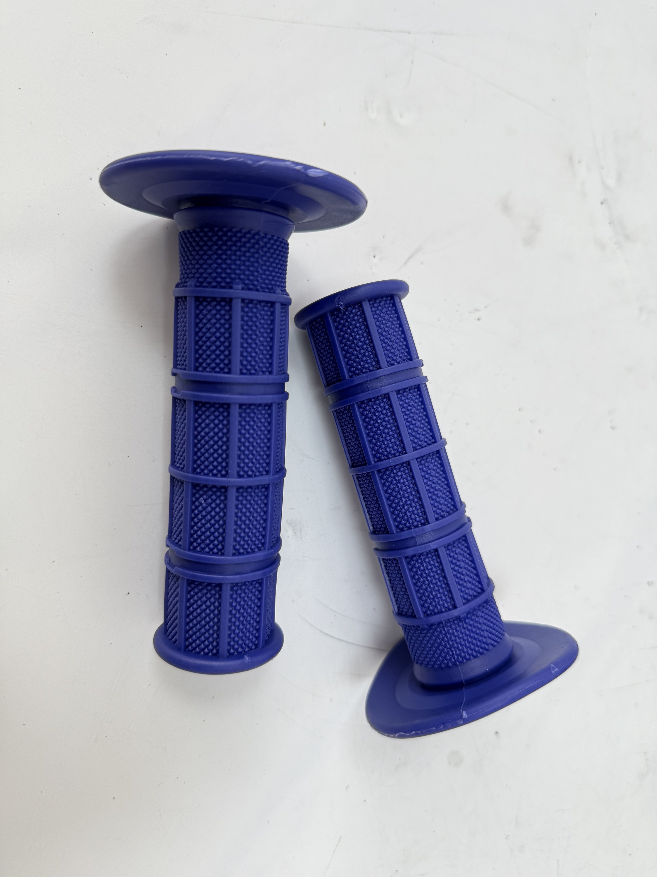Dark Blue Grips +Surron throttle