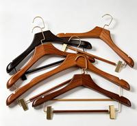 Cintres en bois de luxe personnalisables avec logo, vente en gros, écologiques, naturels, pour vêtements, maison, hôtel, en hêtre, avec pince lotus pour costumes