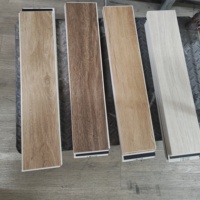 Villa UV-Beschichtung Innenbereich Starrkern-SPC-Klick-Vinylfliesen Piso Click SPC mit IXPE SPC-Bodenbelag Hersteller