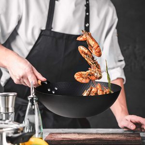 Tecnología <span class=keywords><strong>de</strong></span> nitruración Sartén <span class=keywords><strong>Wok</strong></span> <span class=keywords><strong>de</strong></span> <span class=keywords><strong>acero</strong></span> <span class=keywords><strong>al</strong></span> <span class=keywords><strong>carbono</strong></span> Sartén antiadherente asiática con fondo plano y mango <span class=keywords><strong>de</strong></span> madera - Product Image 5